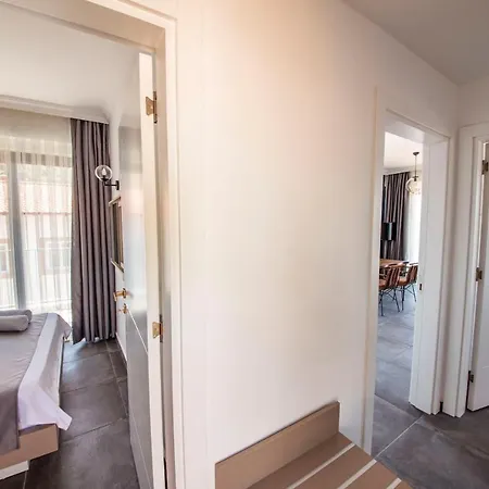 Granda Lambuka Apartman Kaş